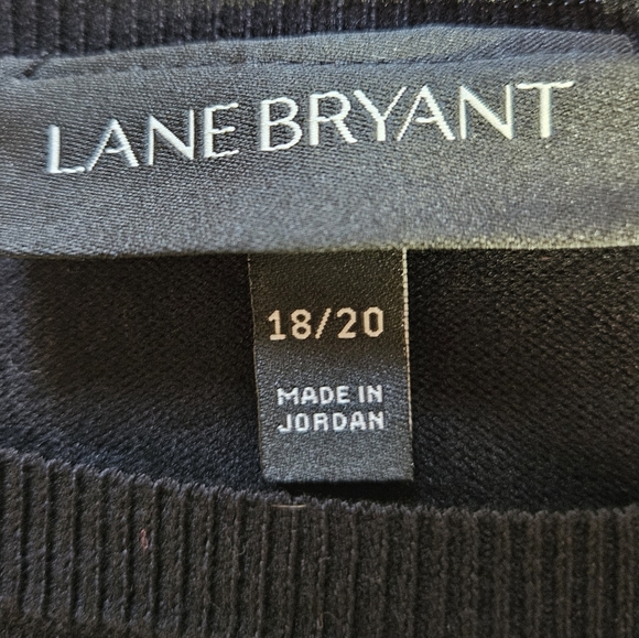 Lane Bryant, black, lightweight, bell sleeve, sweater. Size 18/20. - Picture 3 of 8